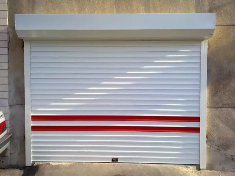 تولید درب برقی فولادی: انتخابی امن و مطمئن 1 تولید درب برقی فولادی برای استفاده در پارکینگ و اماکن تجاری