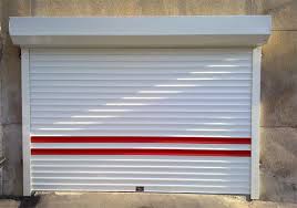 درب برقی پارکینگ: راهنمای کامل انتخاب، نصب و نگهداری 1 درب برقی پارکینگ