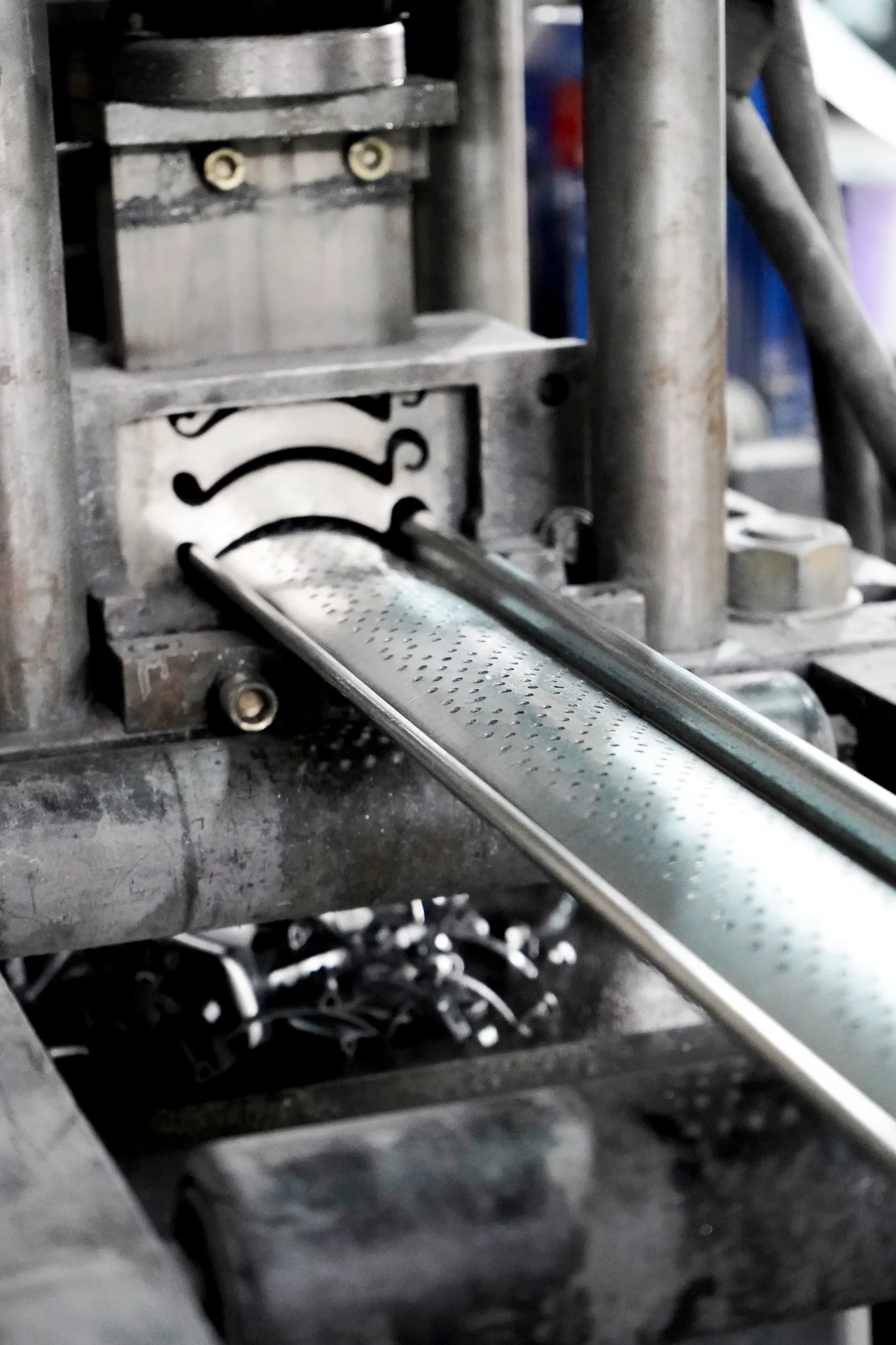 بهترین تیغه کرکره برقی — راهنمای کامل انتخاب و مقایسه انواع تیغهها 1 بهترین تیغه کرکره برقی